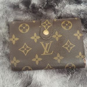 LV Kisslock Wallet